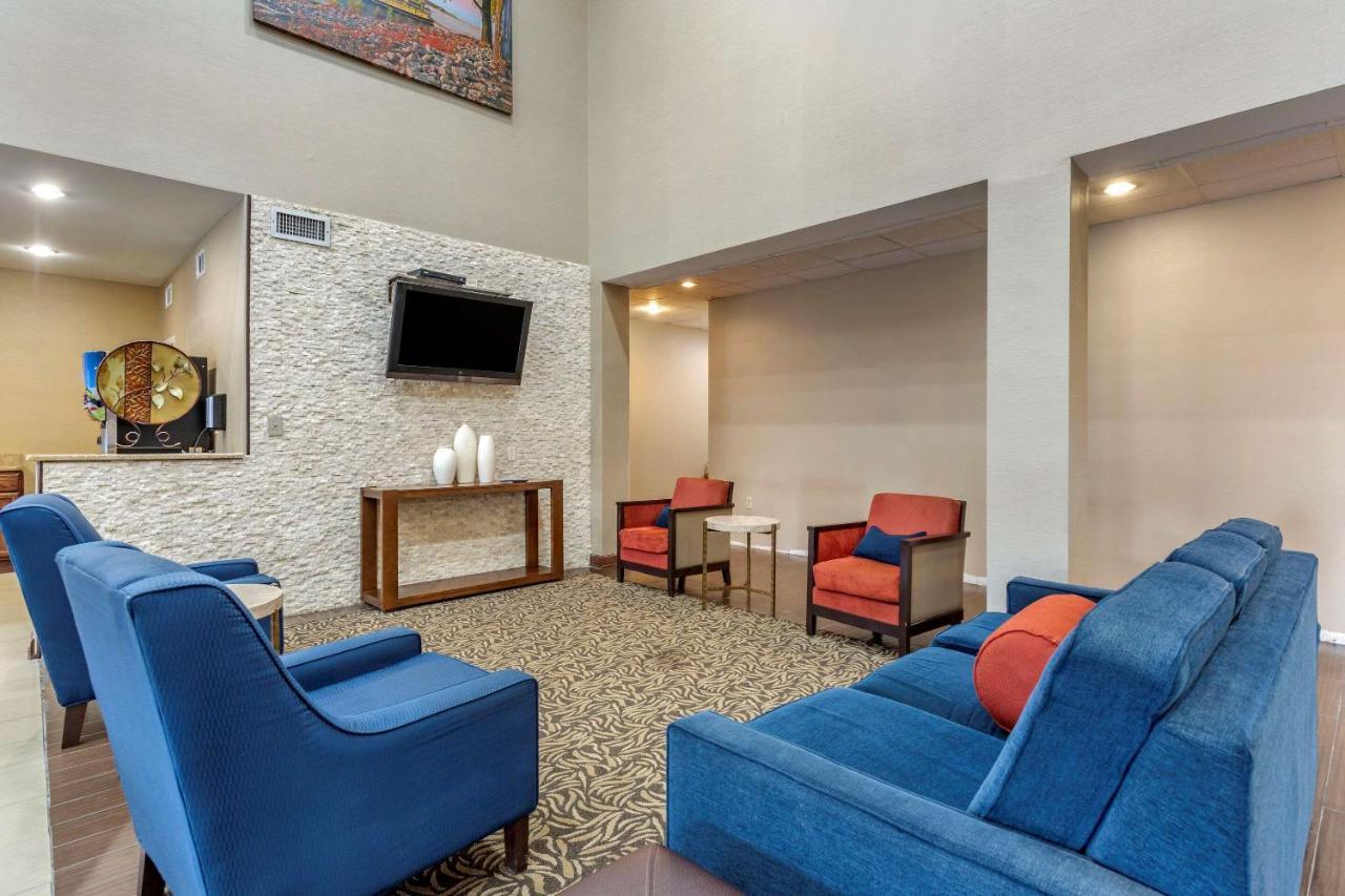 Comfort Suites Мемфис Экстерьер фото