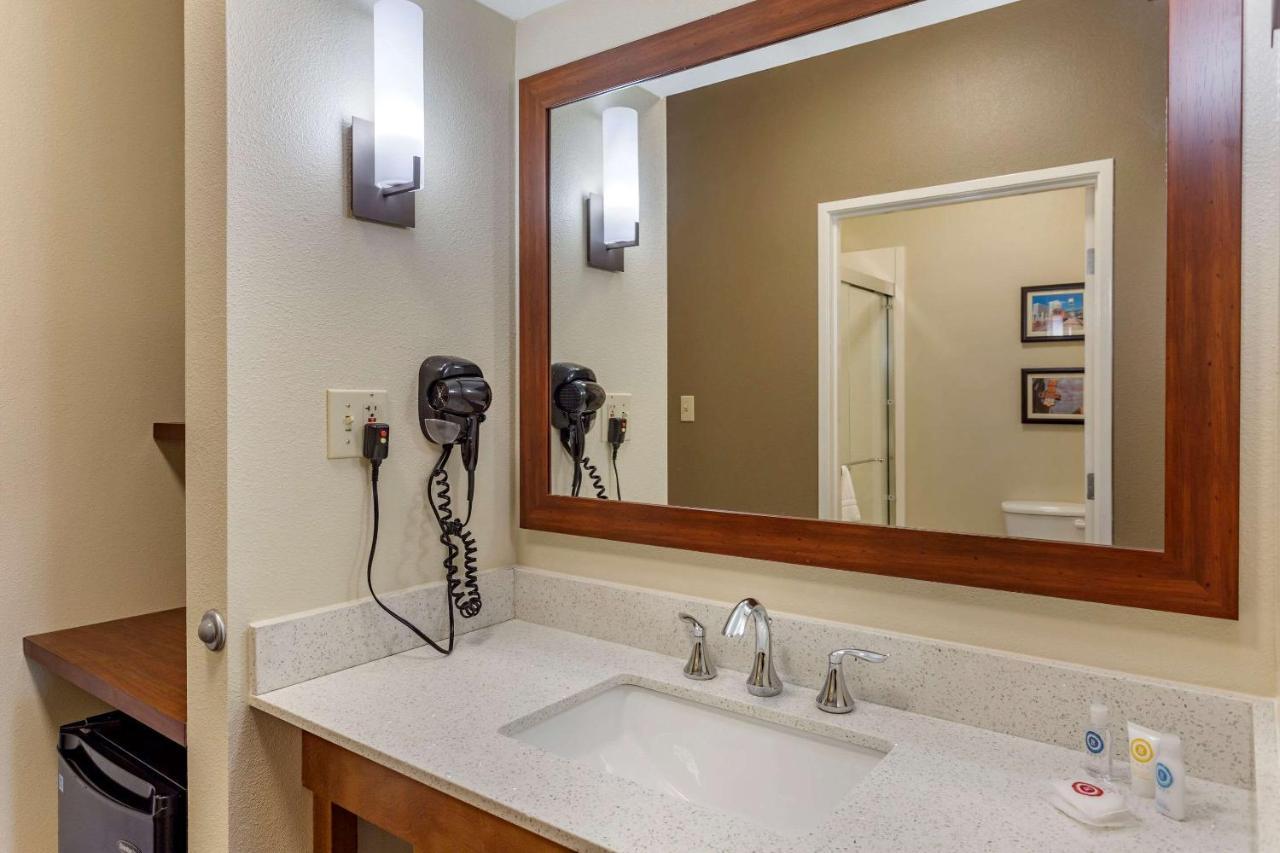 Comfort Suites Мемфис Экстерьер фото