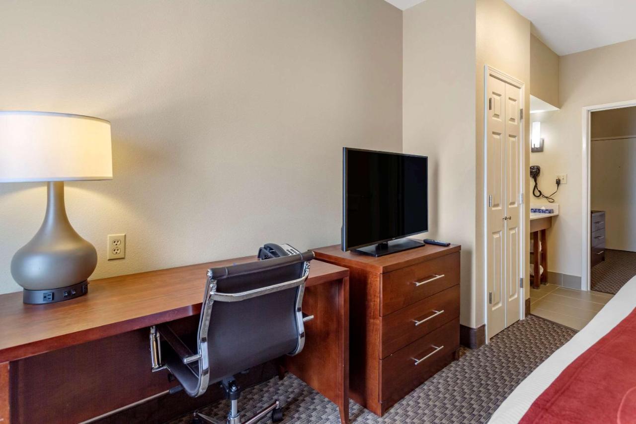 Comfort Suites Мемфис Экстерьер фото